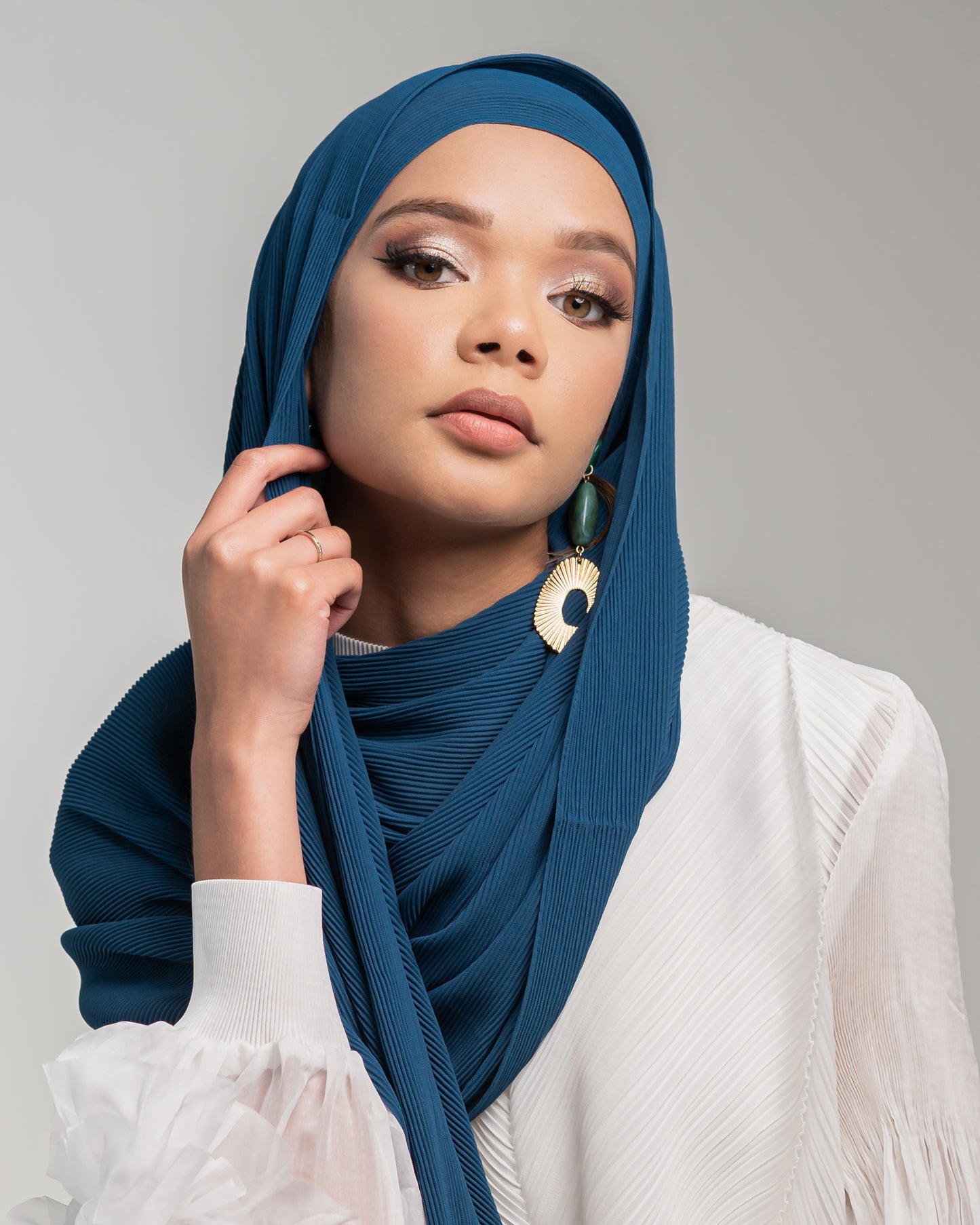 Crimped Peacock blue