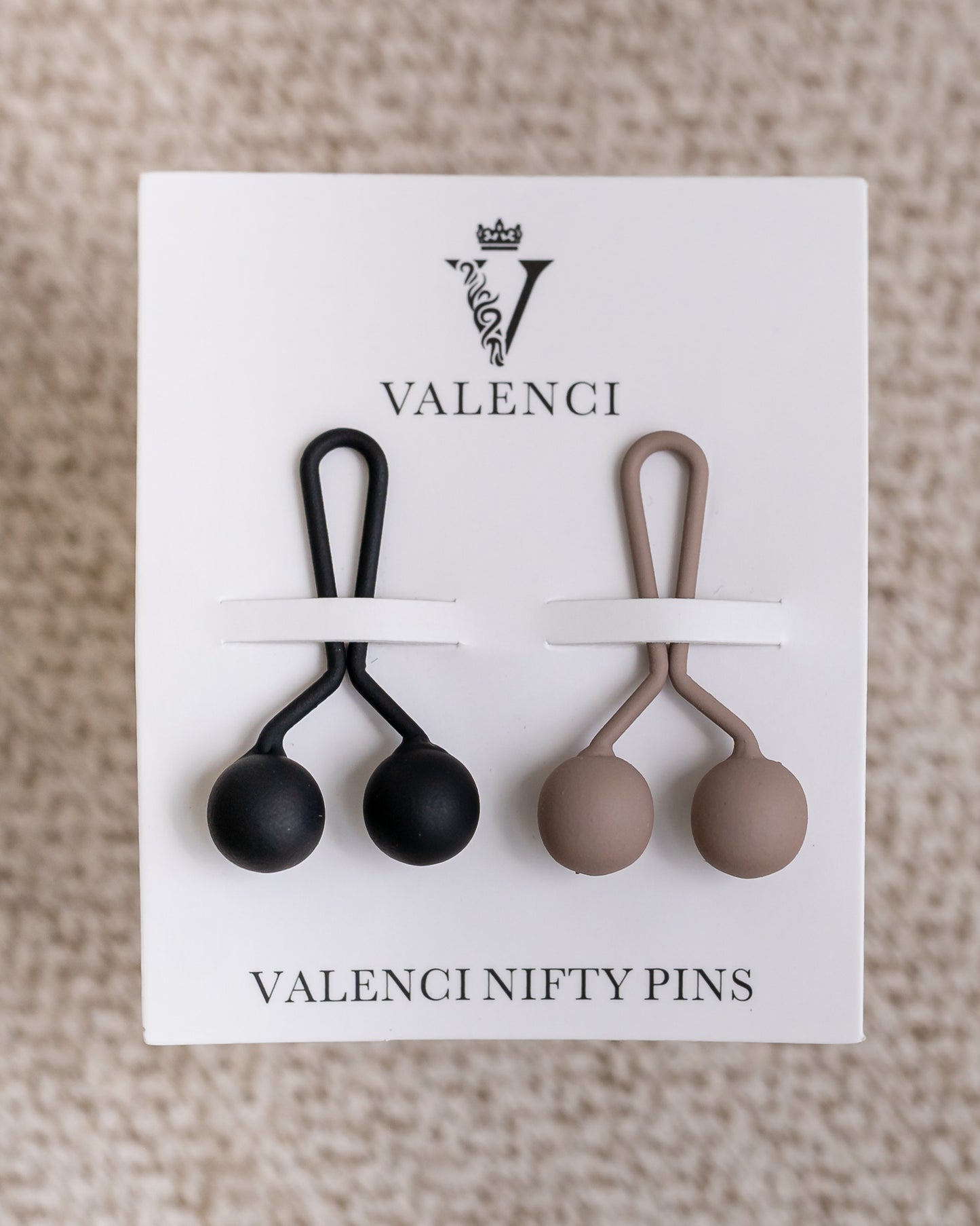 Nifty Pin Set - Black & Nude