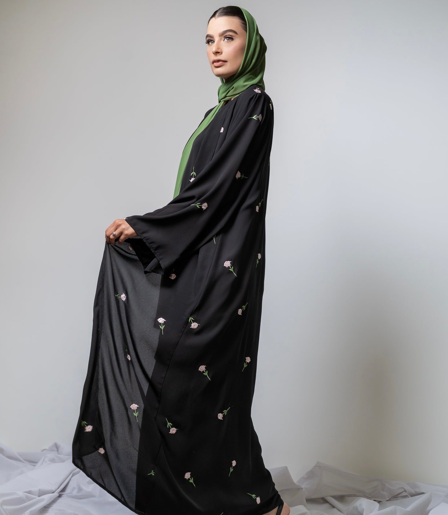 Dalia Abaya - Black