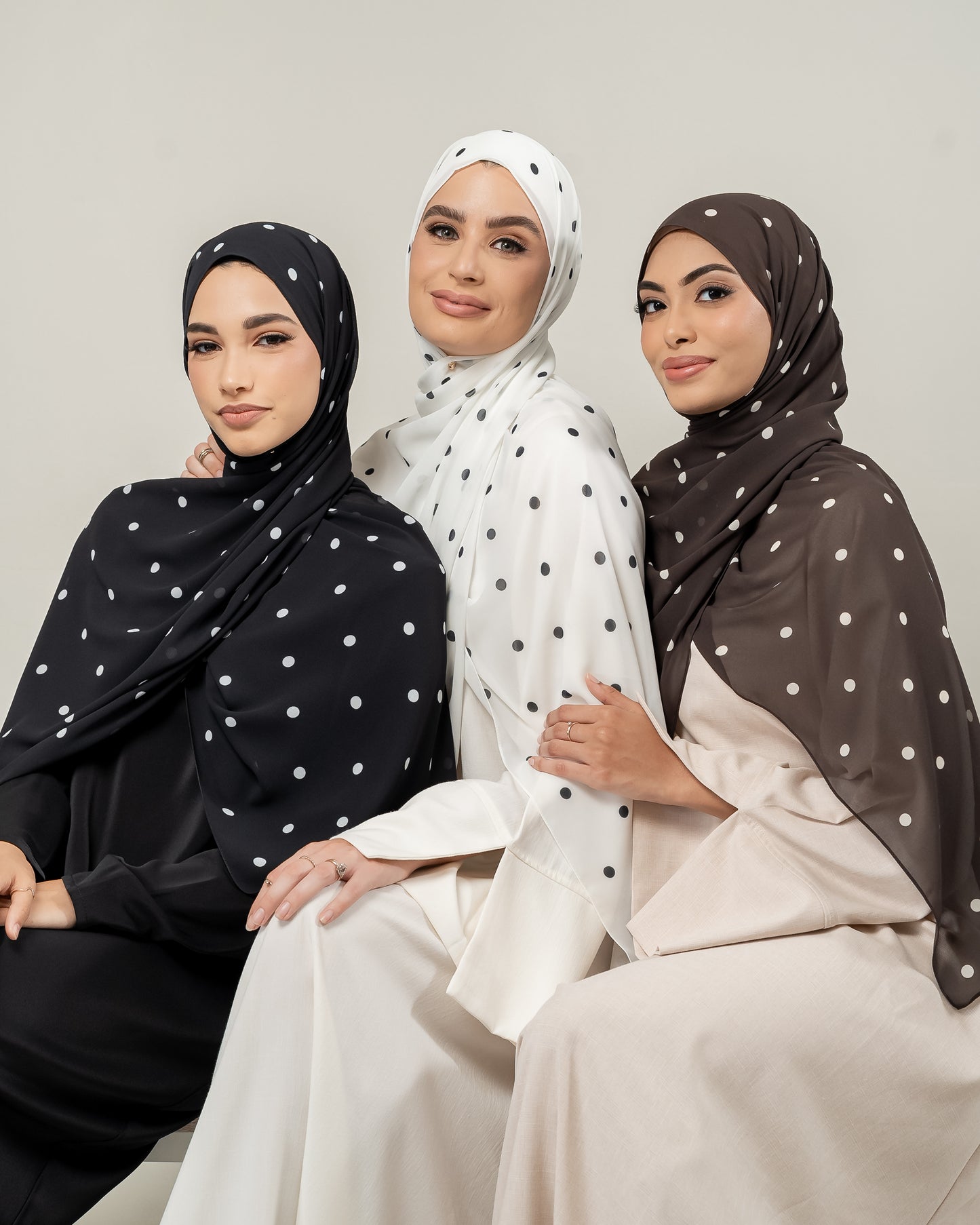 Polka dot hijab - Brown & cream