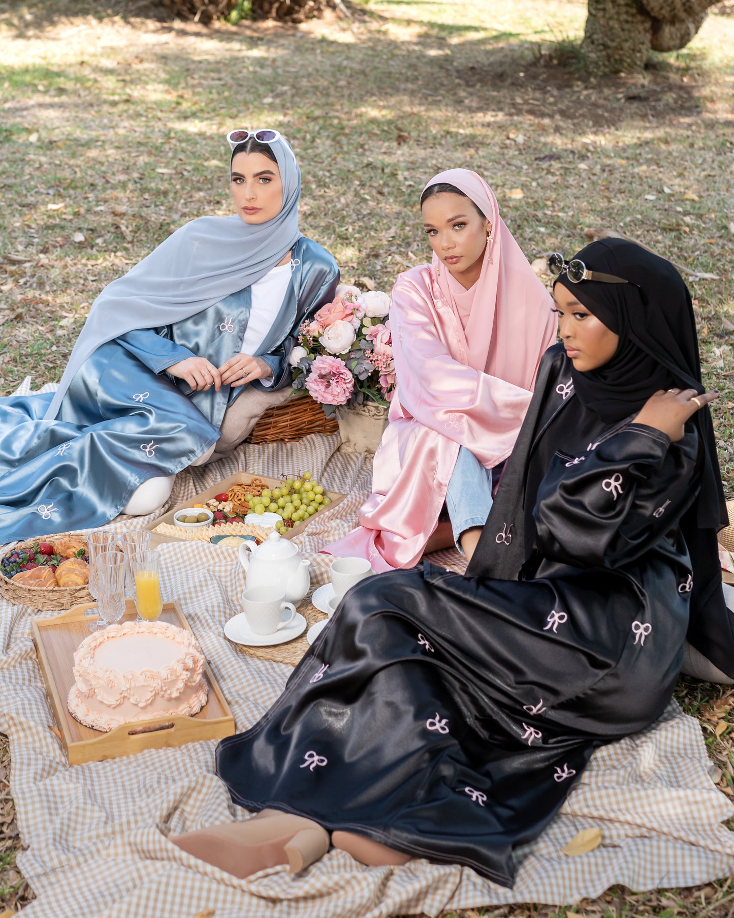 Bisma Bow Abaya - Blue