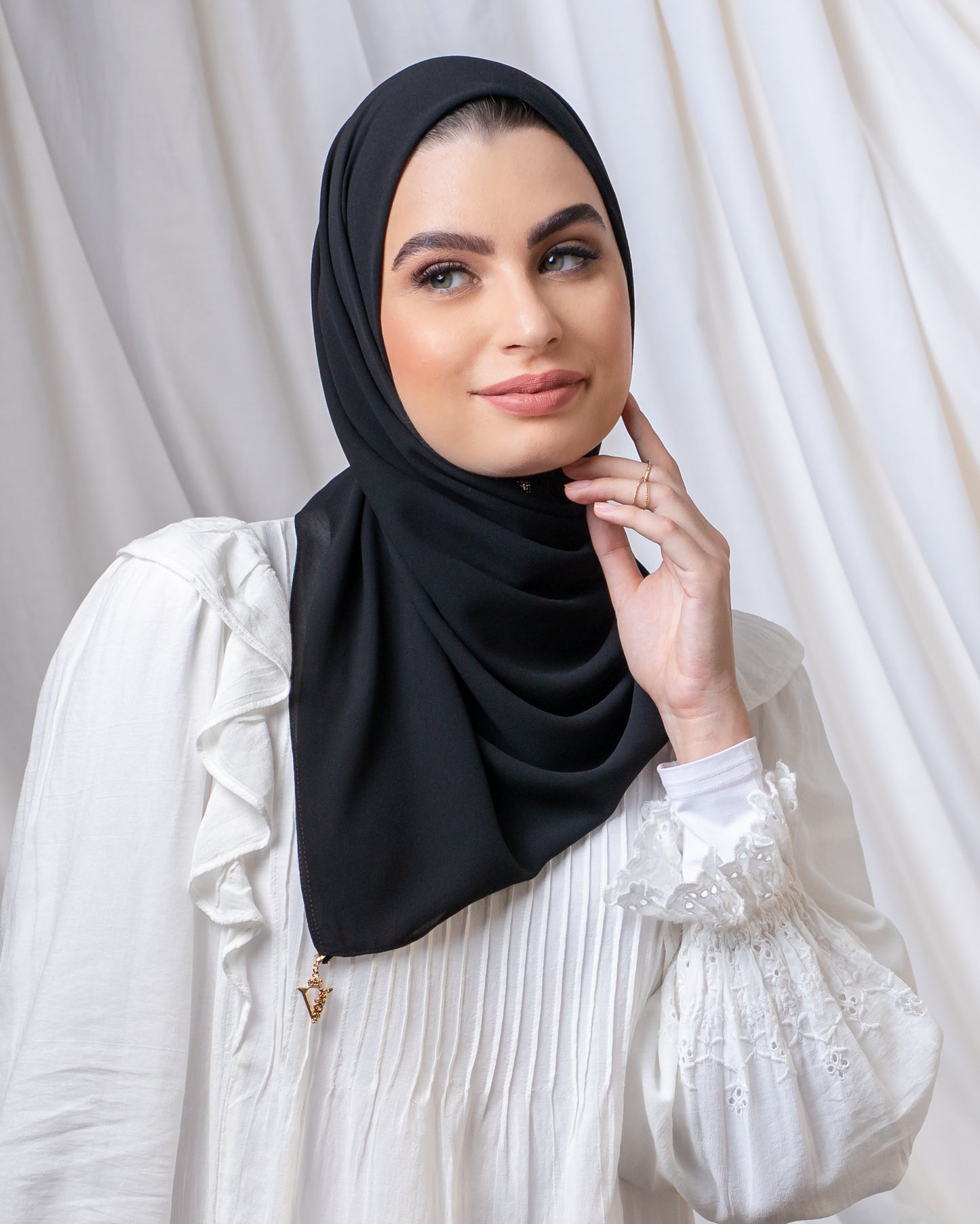 Square black truffle