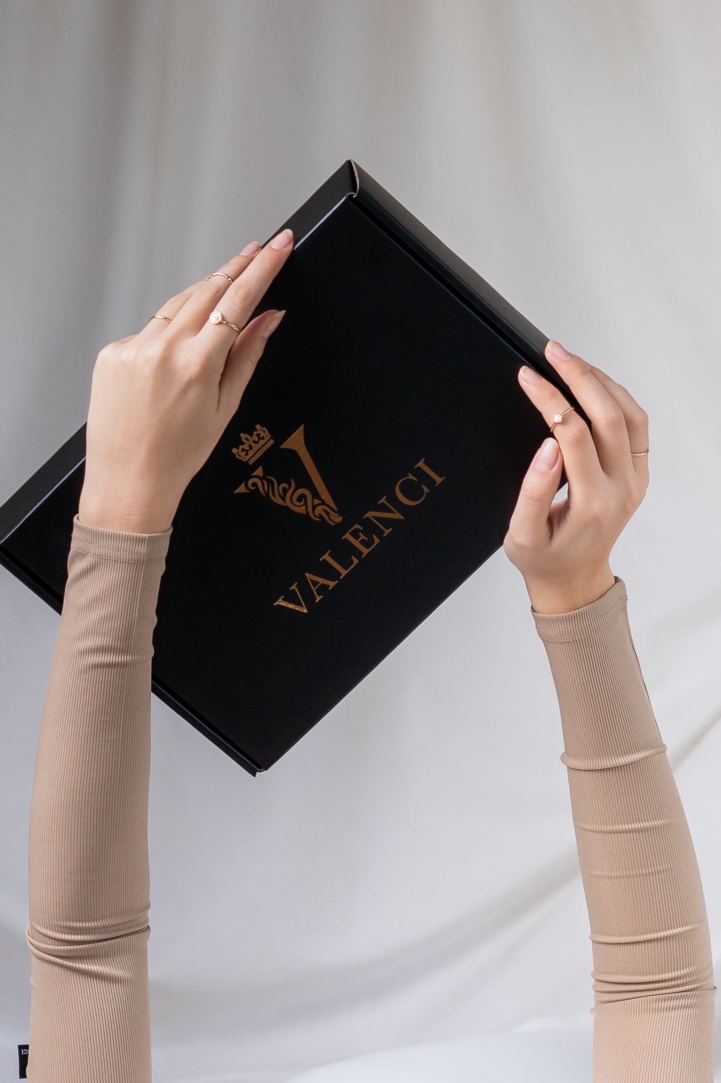 Valenci sleeve set - Dark Nude