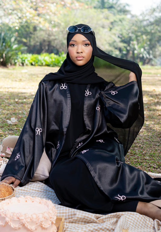 Bisma Bow Abaya - Black