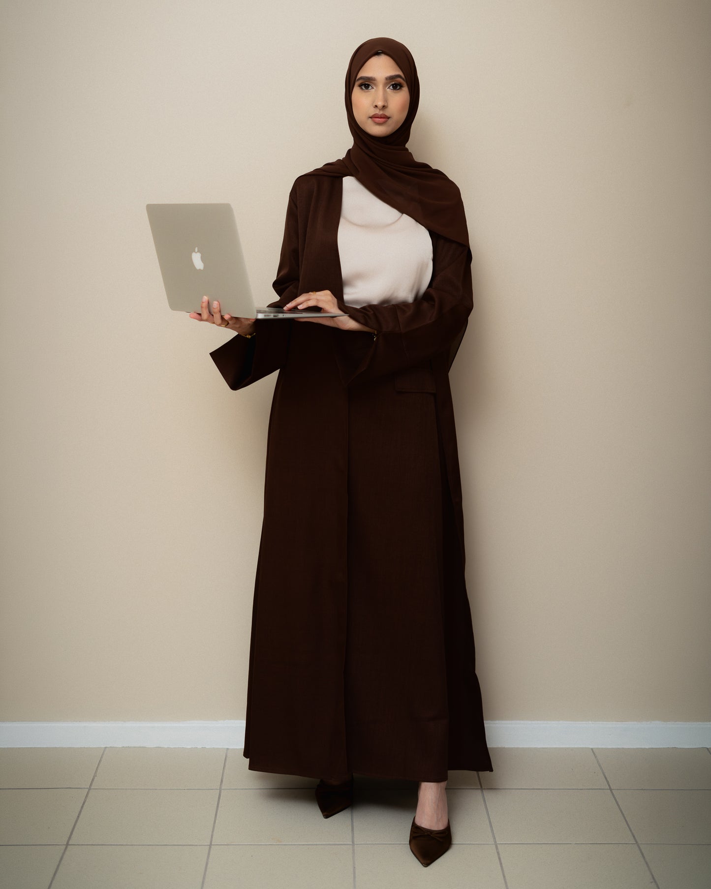 Montelier Set - Walnut Brown