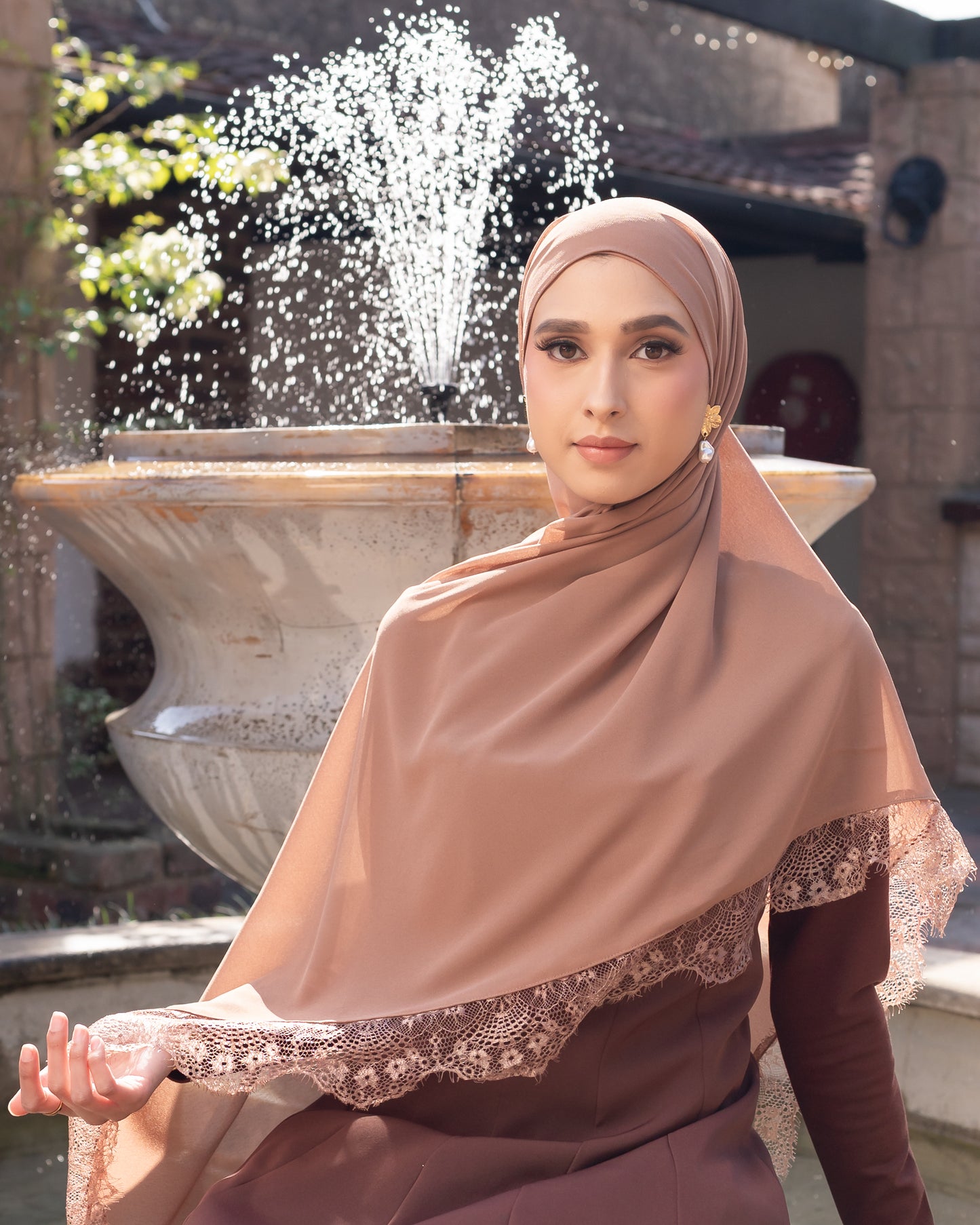 Belgian Waffle - Chantilly lace Hijab
