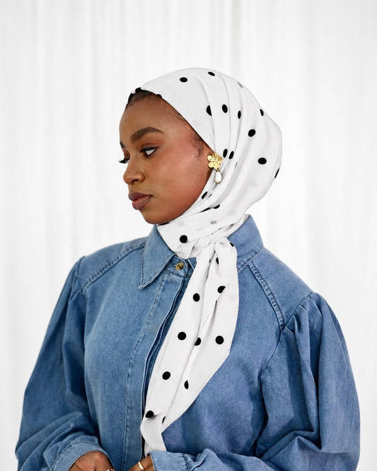 Polka dot Square - White & Black