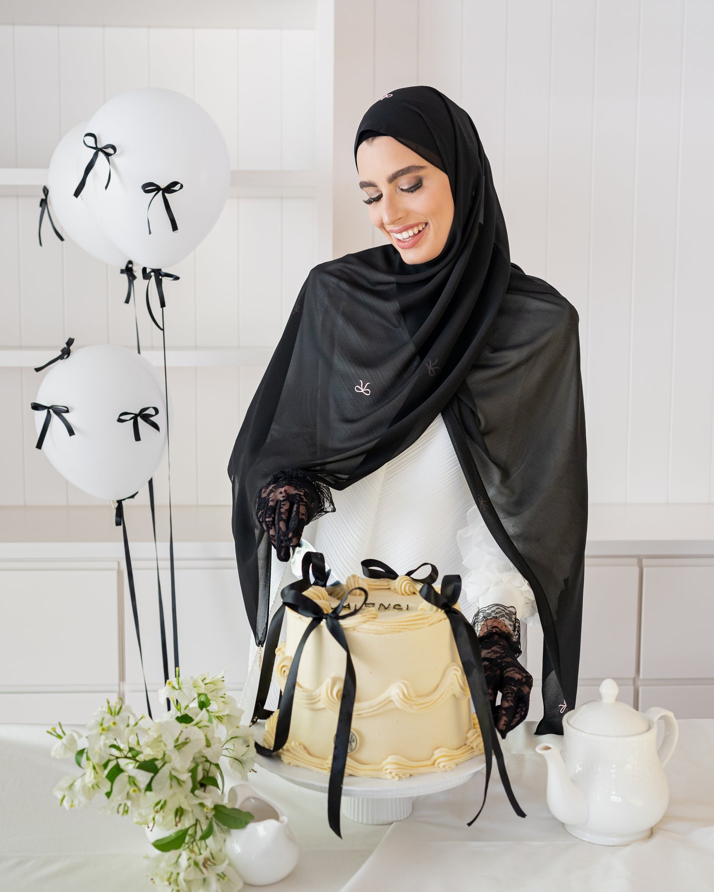 Bow Hijab - Black Truffle