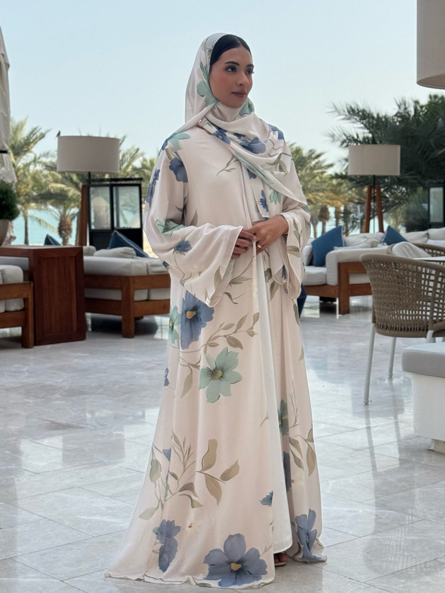 Corniche printed abaya