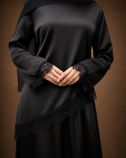 Amelia Classic Black