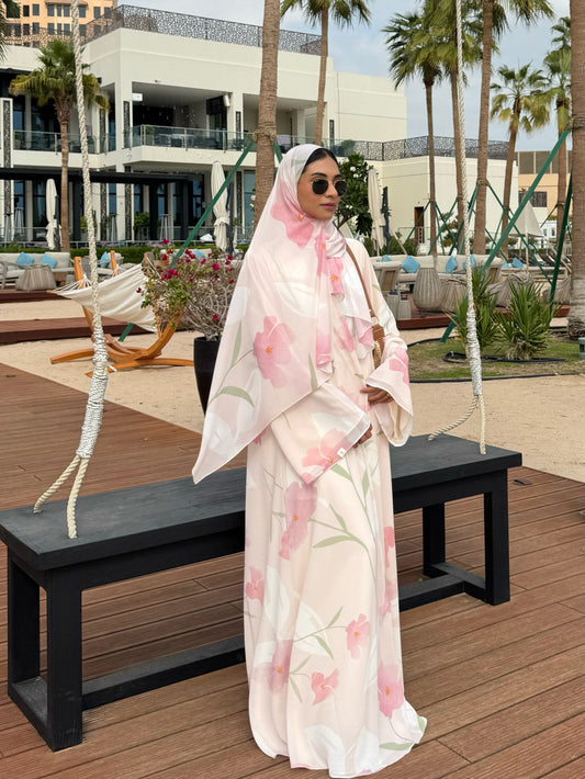 La Mar printed abaya