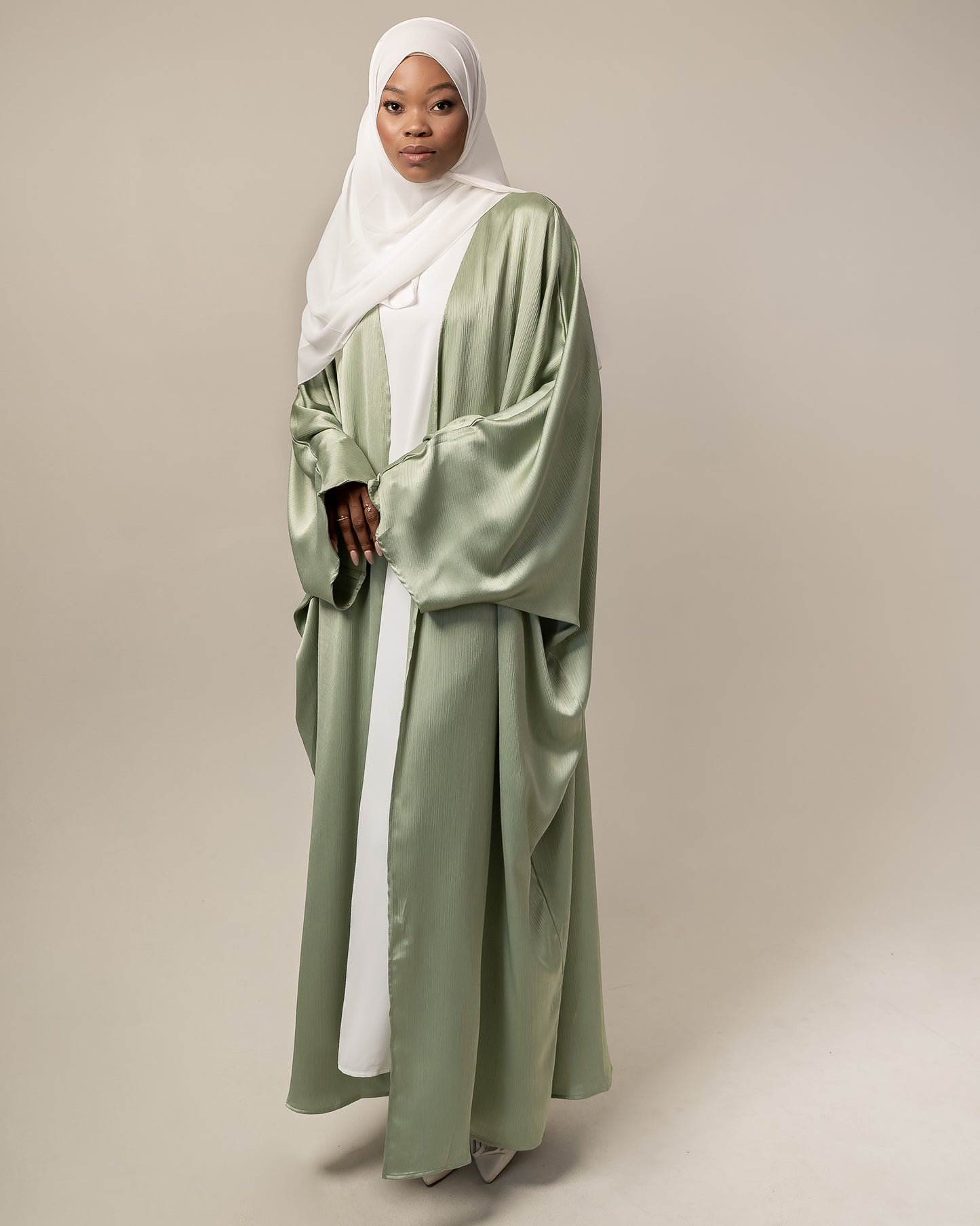 Alzira Abaya - Minty