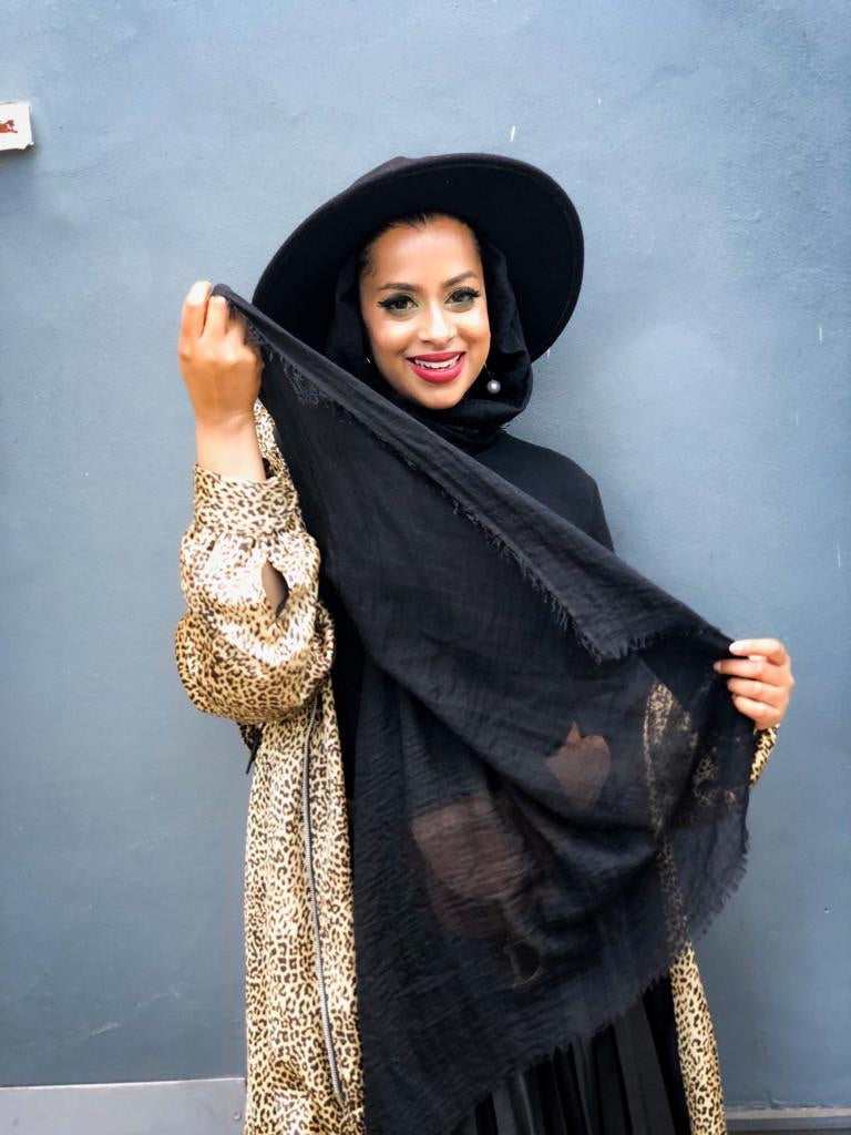 Black crushed cotton hijab